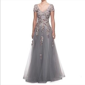 LA FEMME Gray floral beaded lace appliqué ballgown gown dress